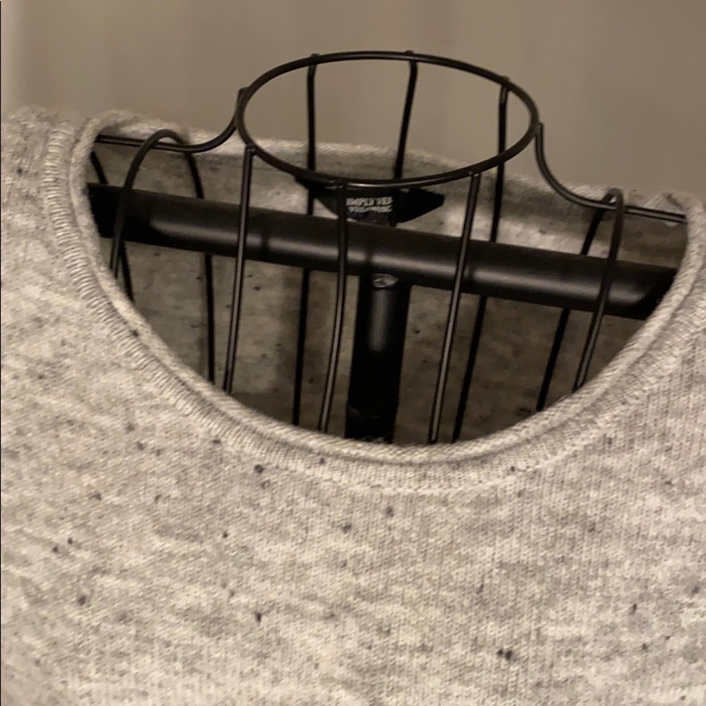 Simply Vera Sweater - Picture 4 of 9